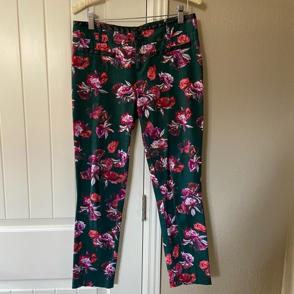 Cropped floral pant